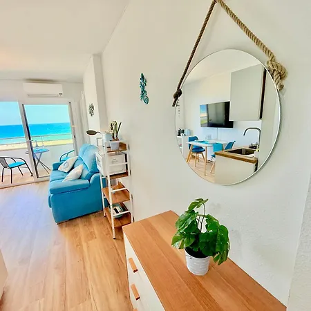 Face A La - Vue Epique, Climatisation, Wifi, Draps Inclus Empuriabrava